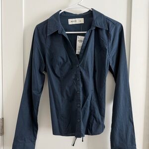 Hollister Women's Navy Long Sleeve Button-Up Top